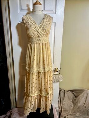 Charlie Charlotte Wms Beige Gold Foil Dots Crochet Lace Tiered Boho Midi Dress S